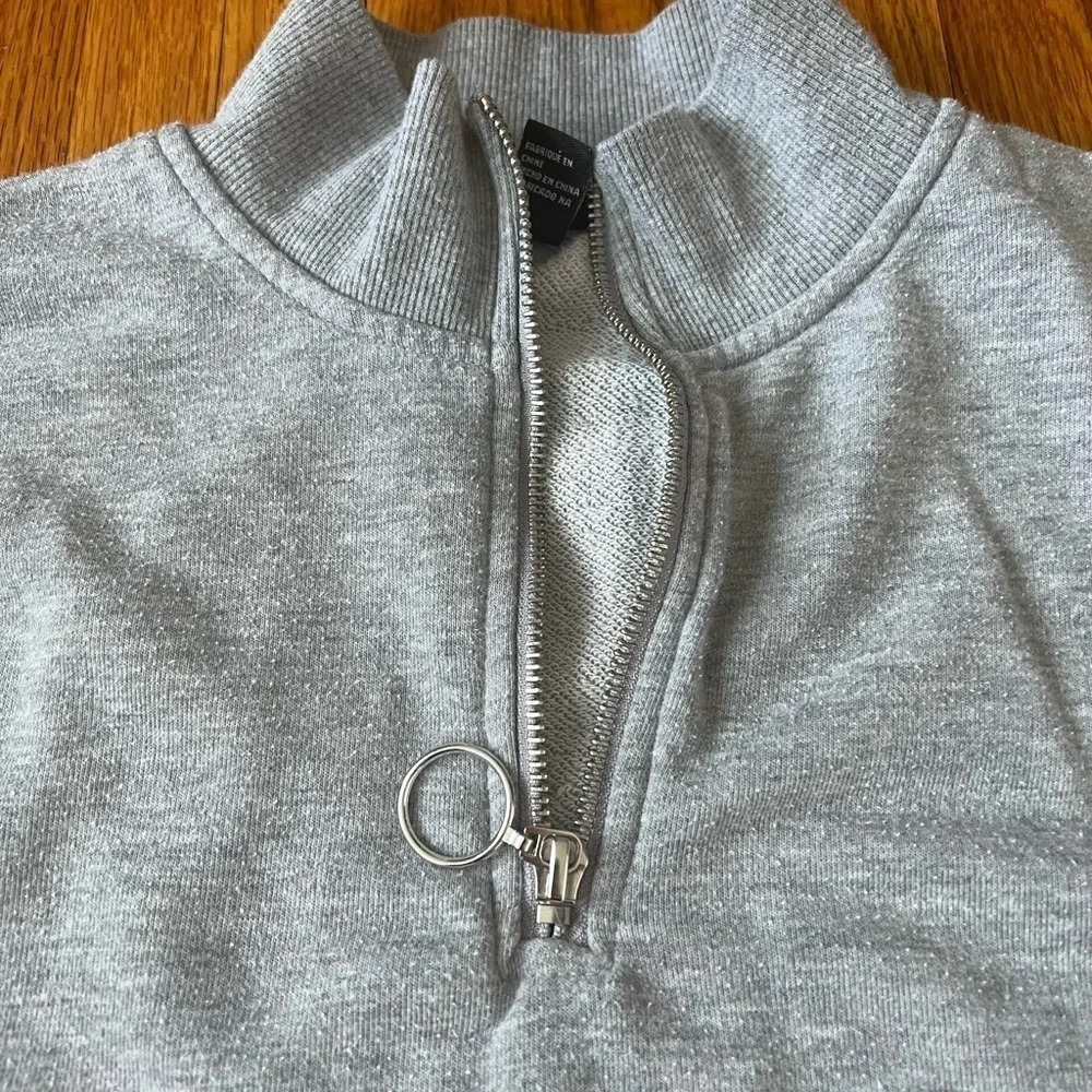 Forever21 quarter zip sweatshirt - Picture 4 of 7